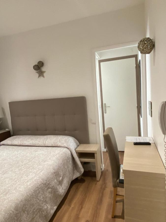 Hotel Lutetia Cannes Exteriör bild