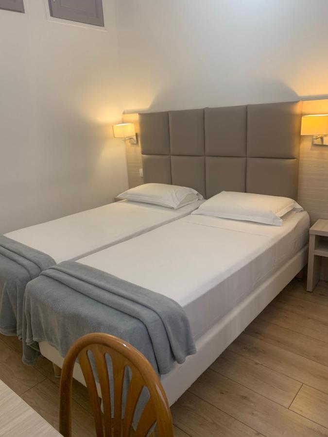 Hotel Lutetia Cannes Exteriör bild